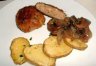 Frikadellen mit gebackenen Kartoffelscheiben