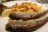 Gruene Heringe mit Bratkartoffeln