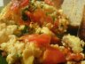 Ruehrei mit Tomaten